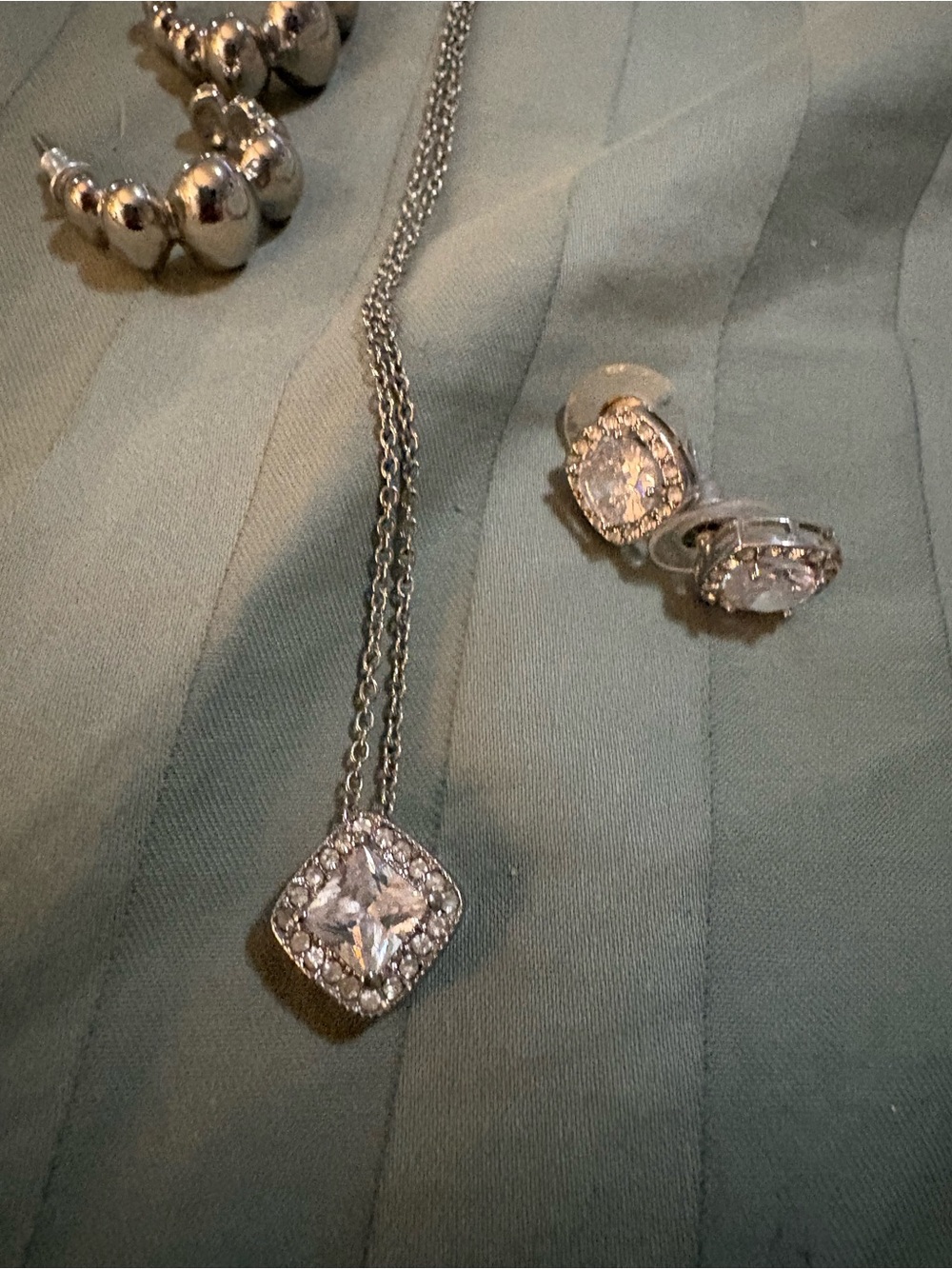 Silver White Cushion-Cut Pendant Necklace and Earrings Set